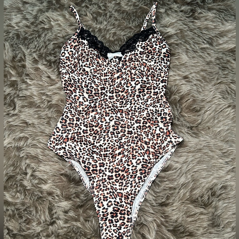 dollskill bodysuit